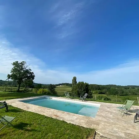 Chai Nous ! Maison Renovee Sur Un Domaine Viticole Proche De Saint Emilion *